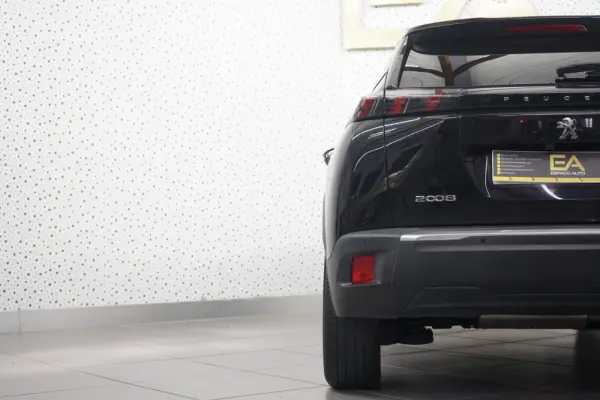 Peugeot 2008 1.2 PureTech Allure 42