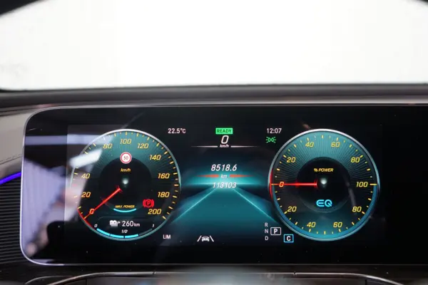 Mercedes-Benz EQC 400 4Matic 28