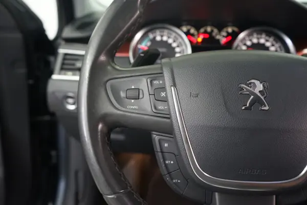 Peugeot 508 RXH 2.0 HDi Hybrid4 2-Tronic 19