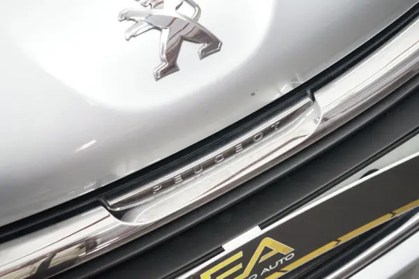 Peugeot 208 1.6 BlueHDi Active 9