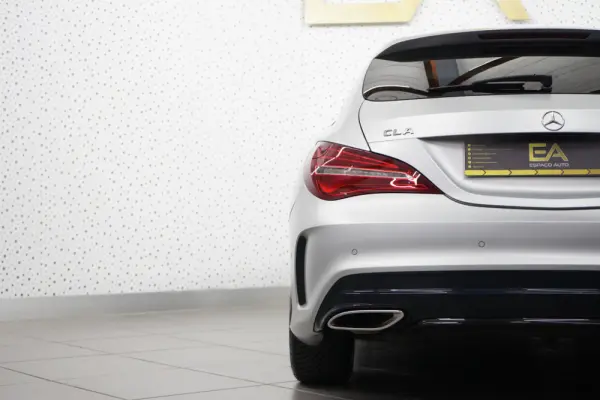 Mercedes-Benz CLA 180 d Shooting Brake AMG Line Aut. 46
