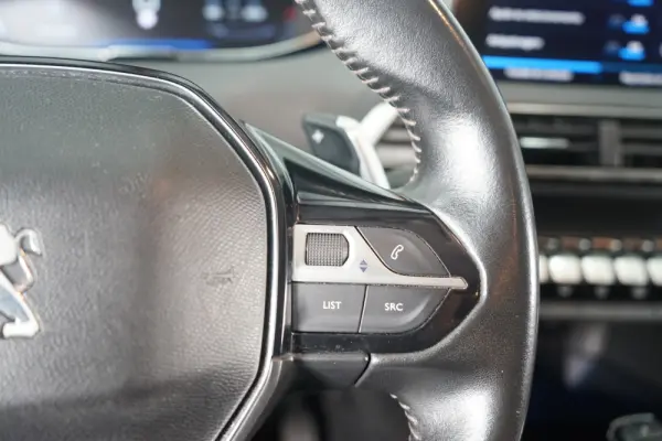 Peugeot 5008 1.5 BlueHDi Allure EAT8 17