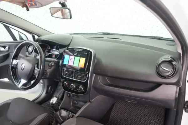 Renault Clio Sport Tourer 1.5 dCi Limited 17