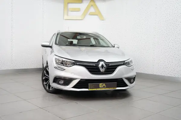 Renault Mégane Sport Tourer 1.5 dCi Intens 1