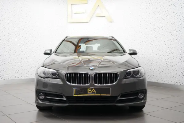 BMW 520 d Exclusive Auto 129g 2