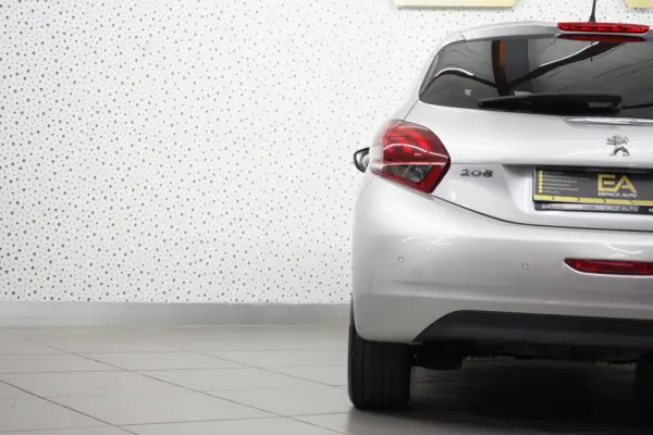 Peugeot 208 1.6 BlueHDi Active 41