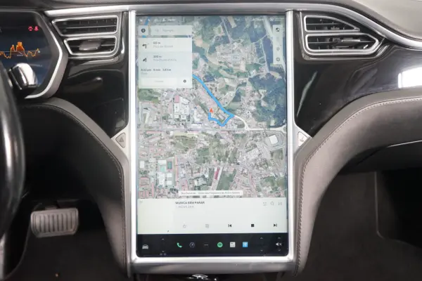 Tesla Model S 85 30
