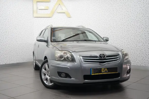 Toyota Avensis SW 2.0 D-4D Exclusive 1