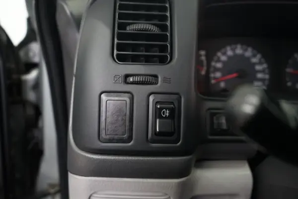 Mitsubishi Pajero Sport 25