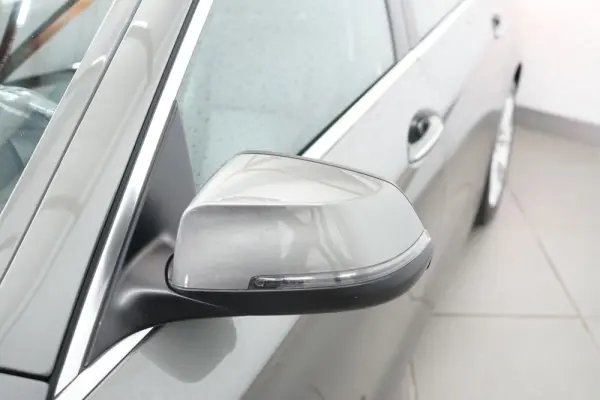 BMW 520 d Exclusive Auto 129g 11