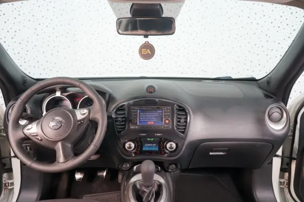 Nissan Juke 1.6 Acenta 14