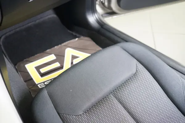 BMW 116 d Line Urban 36