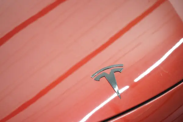 Tesla Model 3 Long Range AWD Dual Motor 8