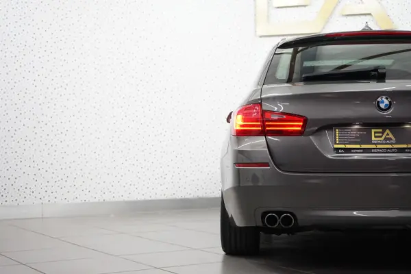BMW 520 d Exclusive Auto 129g 7
