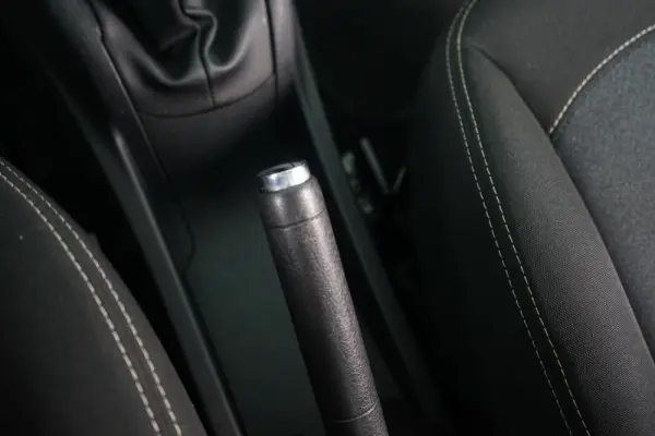 Peugeot 208 1.0 PureTech Access 24