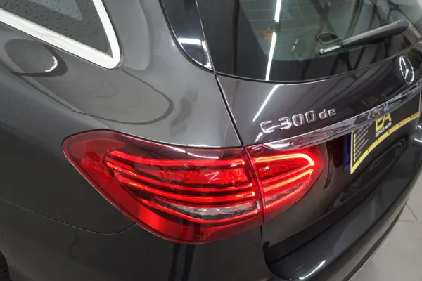 Mercedes-Benz C 300 de Edition 16