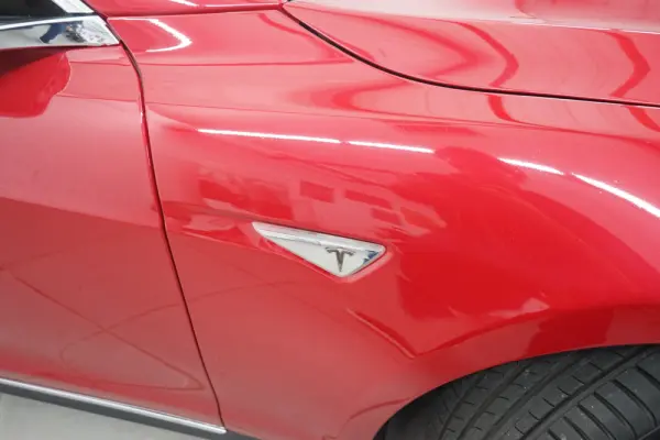 Tesla Model S 85 11