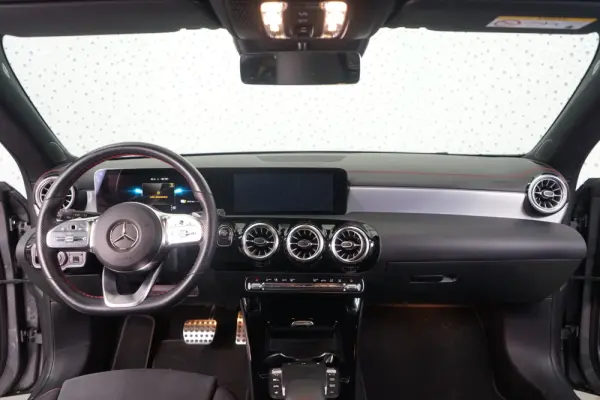 Mercedes-Benz CLA 250 e AMG Line 17