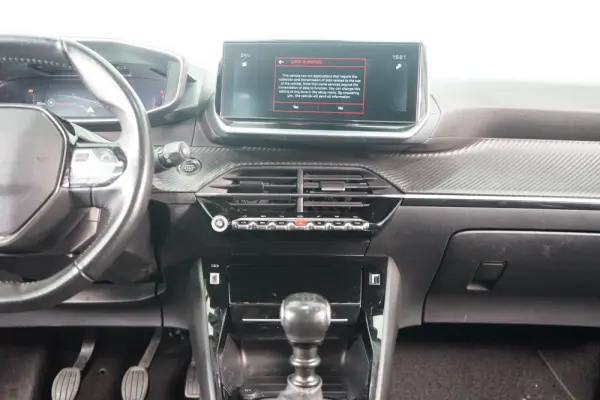 Peugeot 2008 1.2 PureTech Allure 29