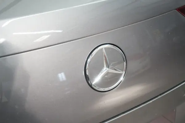 Mercedes-Benz CLA 250 e AMG Line 13