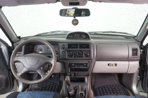 Mitsubishi Pajero Sport 16