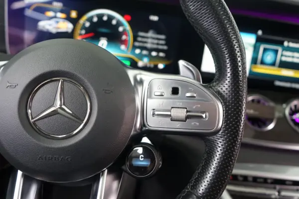 Mercedes-Benz AMG GT 4 portas 43 4Matic+ 27