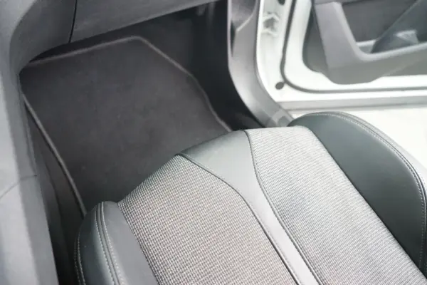 Peugeot 3008 1.2 PureTech Allure Pack EAT8 35