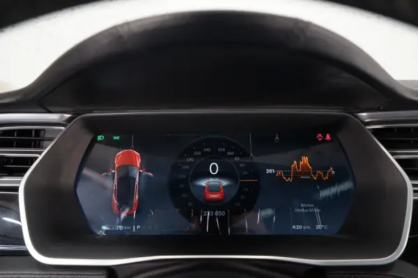 Tesla Model S 85 27