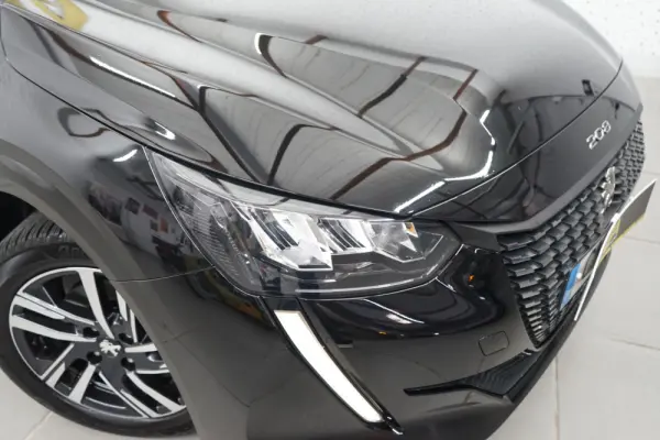 Peugeot 208 1.5 BlueHDi Allure Pack 9