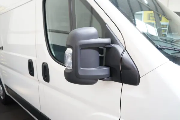 Peugeot Boxer 2.0 BlueHDi 330 L1H1 11