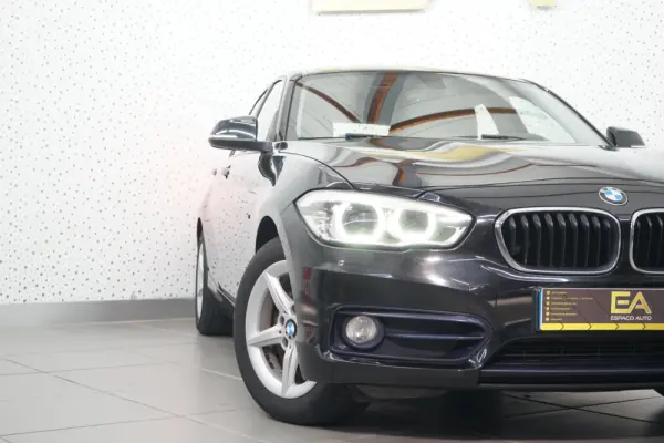 BMW 116 d Line Luxury Auto 6