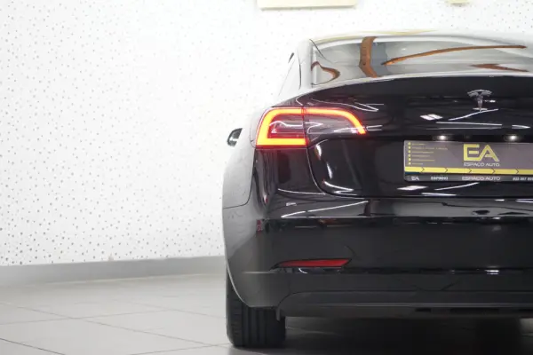 Tesla Model 3 Standard Range Plus RWD 7
