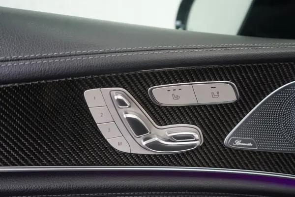 Mercedes-Benz AMG GT 4 portas 43 4Matic+ 22