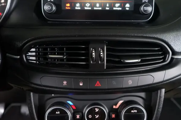 Fiat Tipo Station Wagon 1.3 M-Jet Lounge 30
