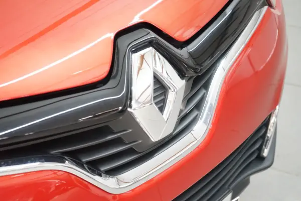 Renault Captur 1.5 dCi Zen 9