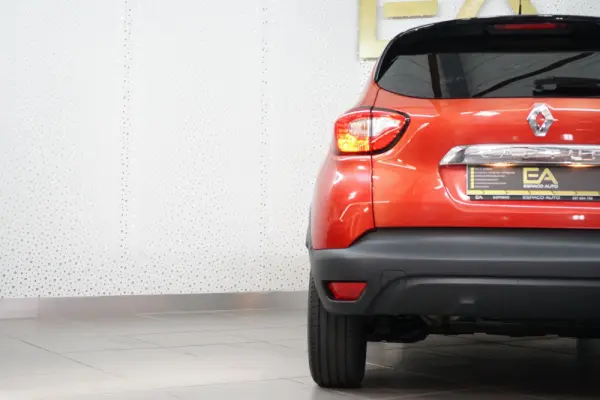 Renault Captur 1.5 dCi Zen 8