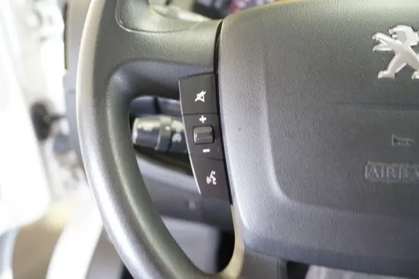 Peugeot Boxer 2.0 BlueHDi 330 L1H1 22