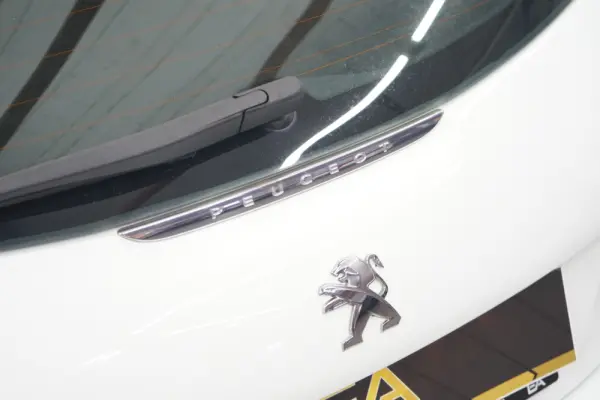 Peugeot 208 1.0 PureTech Access 12