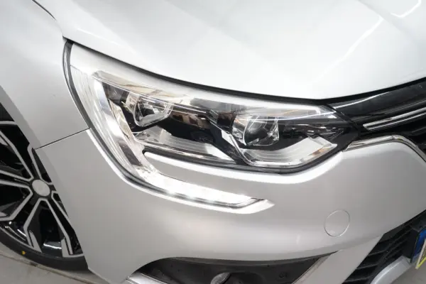 Renault Mégane Sport Tourer 1.5 dCi Intens 9