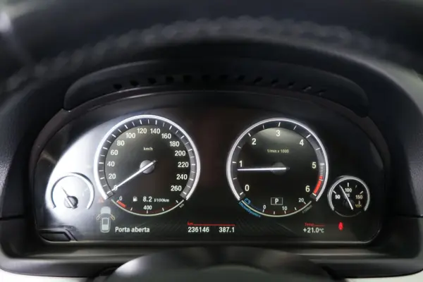 BMW 520 d Exclusive Auto 129g 25