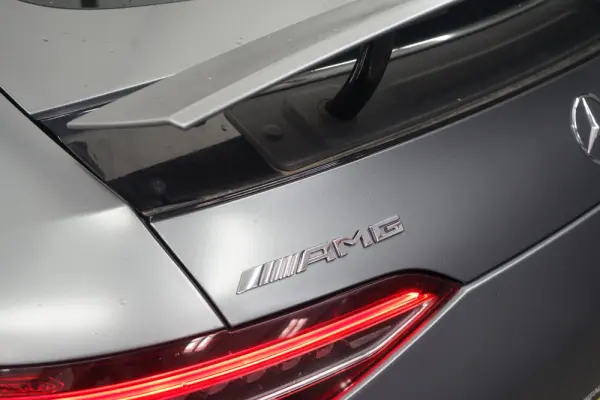 Mercedes-Benz AMG GT 4 portas 43 4Matic+ 15