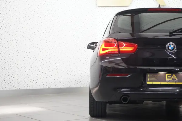 BMW 116 d Line Luxury Auto 7