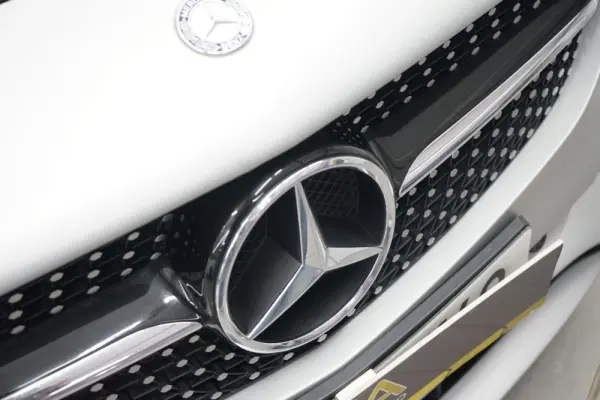 Mercedes-Benz CLA 180 d Shooting Brake AMG Line Aut. 8