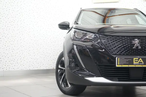 Peugeot 2008 1.2 PureTech Allure 41