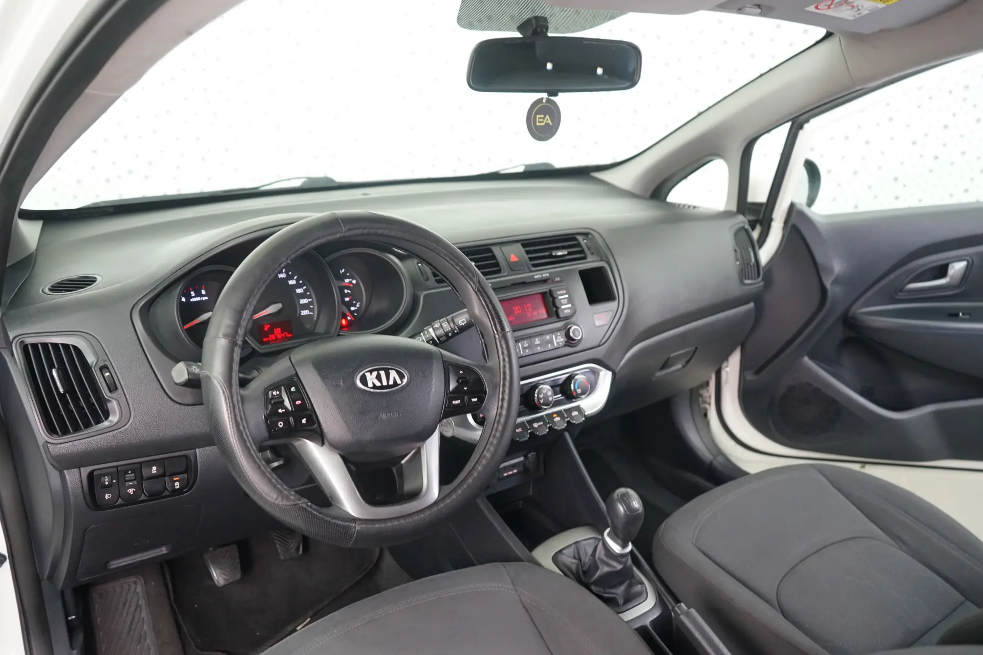 Kia Rio 1.1 CRDi LX 14