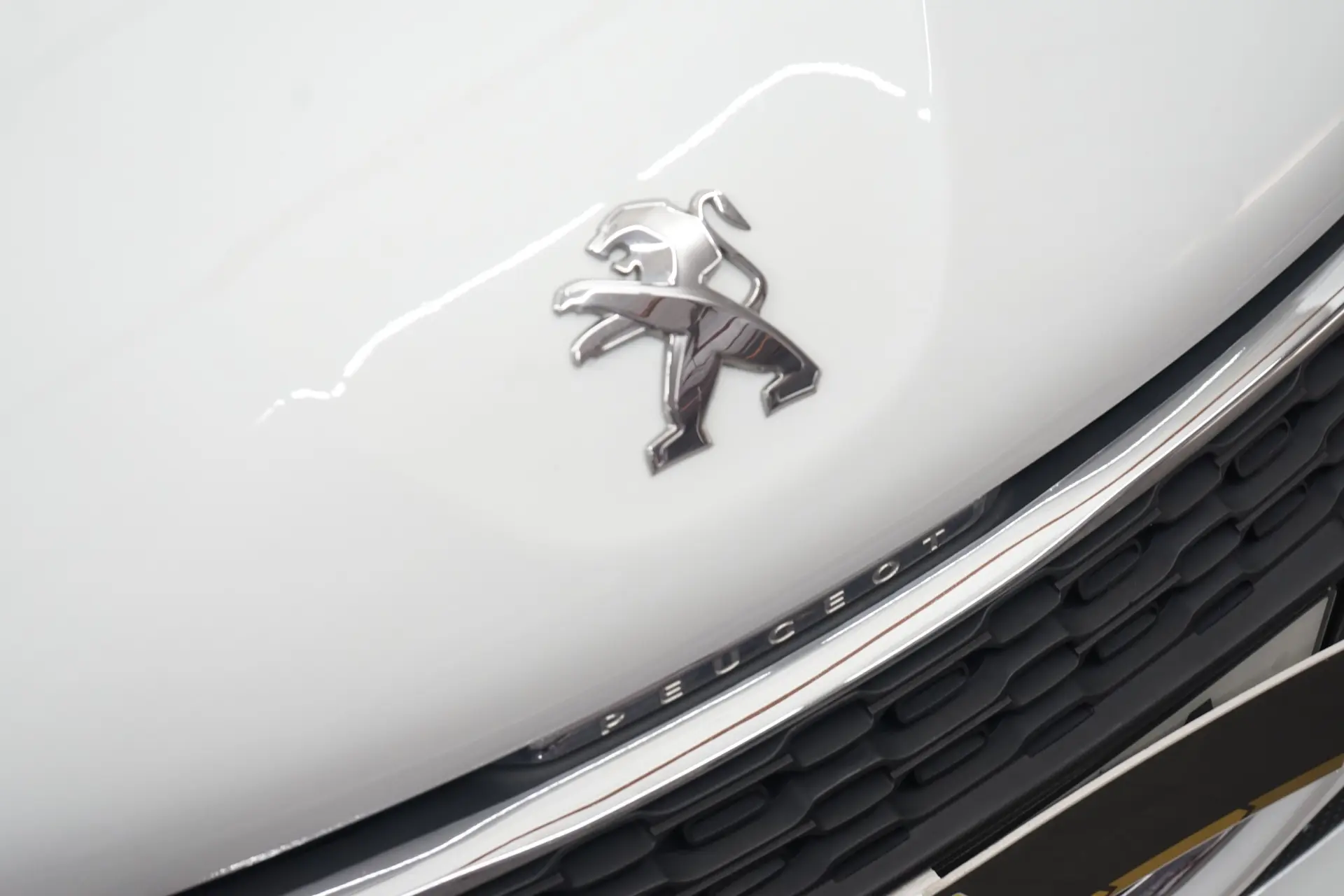 Peugeot 208 1.0 PureTech Access 8