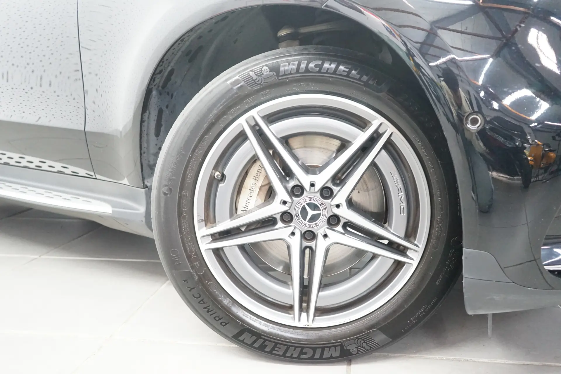 Mercedes-Benz EQC 400 4Matic 10