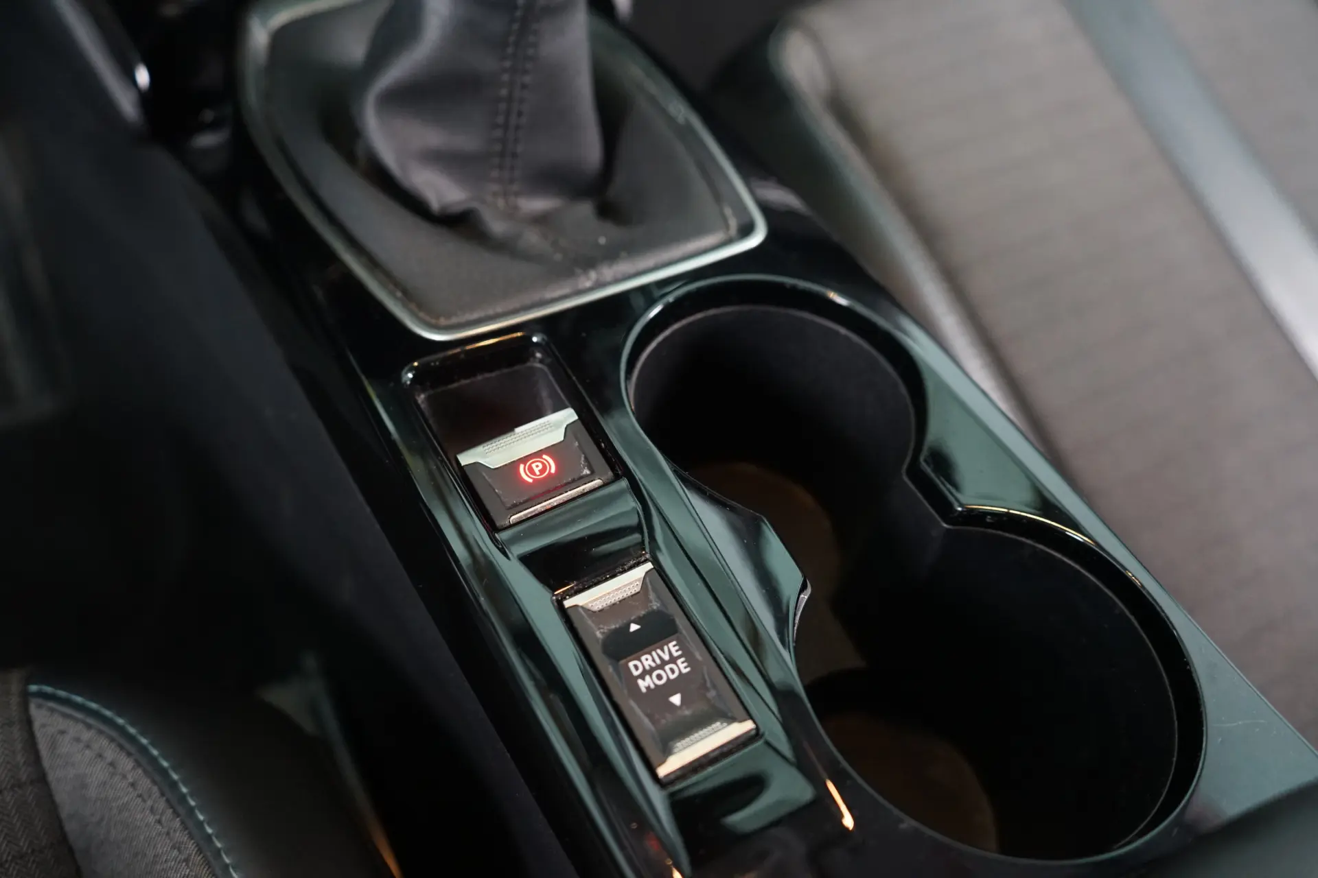 Peugeot 208 1.2 PureTech Allure 29