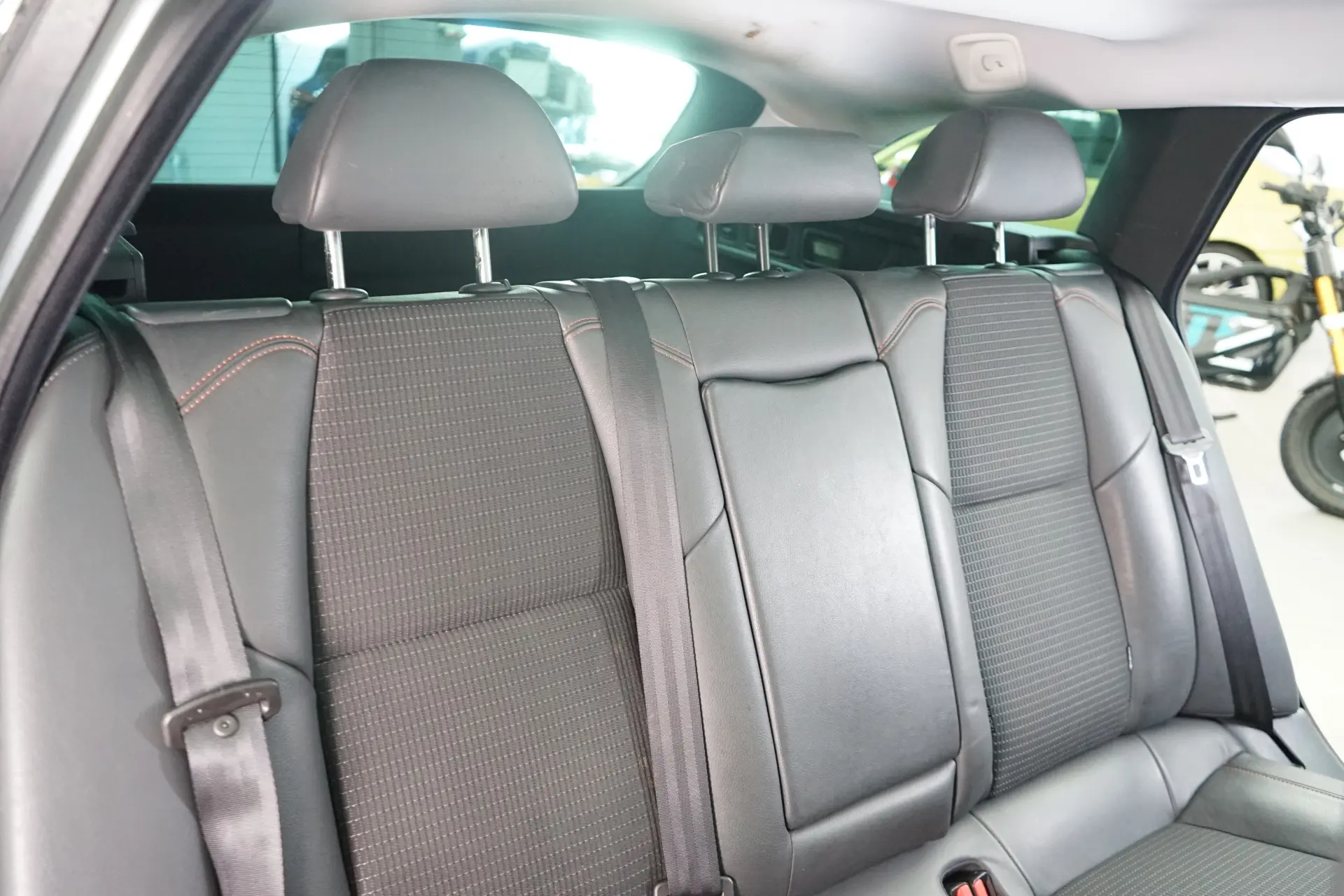Peugeot 508 RXH 2.0 HDi Hybrid4 2-Tronic 38