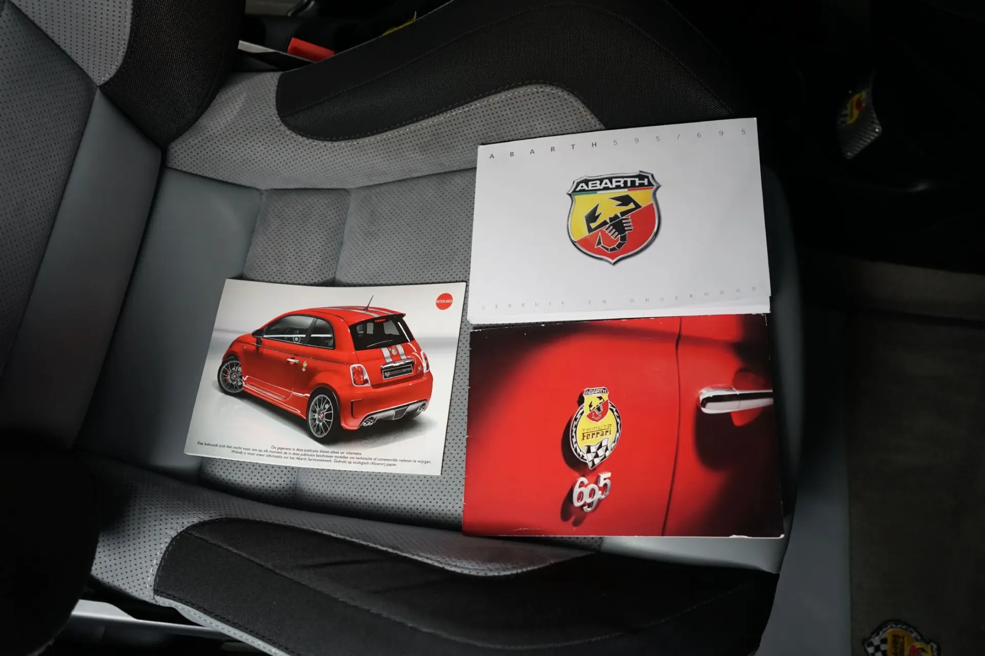 Abarth 695 Outro 60